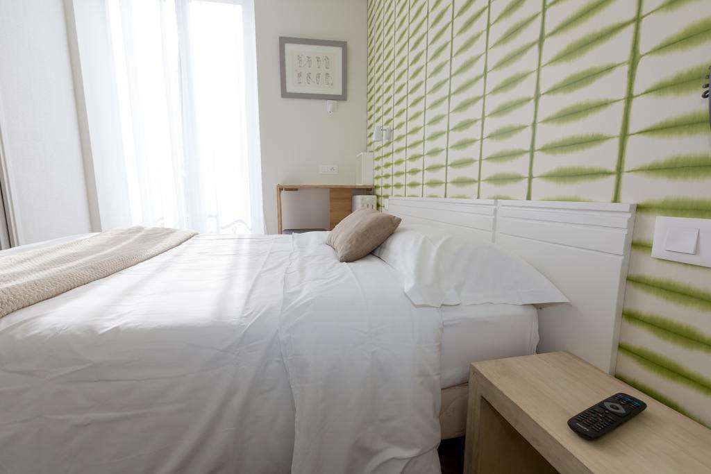 Cit'Hotel Les Alizes Dinard Chambre photo